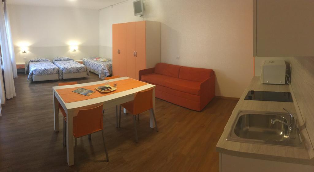 Casa Vittoria Apartment Torbole Sul Garda Екстериор снимка